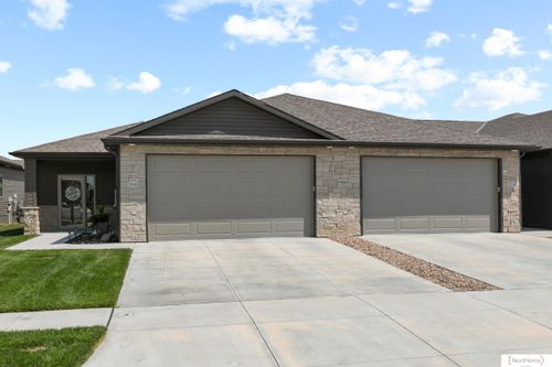 2848 Sheila Ln, Lincoln, NE, 68516-1767 | Card Image