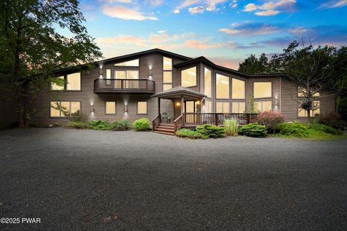 804 Ranch Ct, Lords Valley, PA, 18428 | Card Image