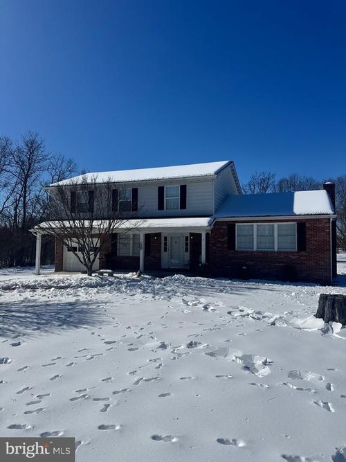 764 Quarry Rd, BUNKER HILL, WV, 25413-3701 | Card Image