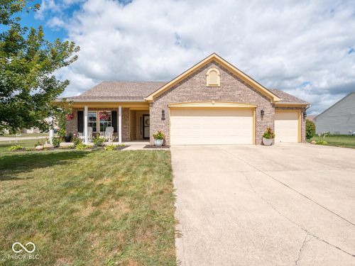 8106 Lomas Pass, Avon, IN, 46123-6984 | Card Image