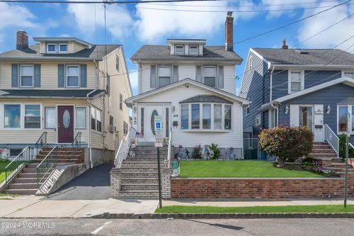 419 Dewitt Ave, Belleville, NJ, 07109-2755 | Card Image