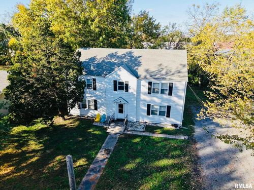 419 E Church St, Benton, IL, 62812-2271 | Card Image