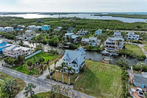 1827 Bayshore Dr, TERRA CEIA, FL, 34250 | Card Image