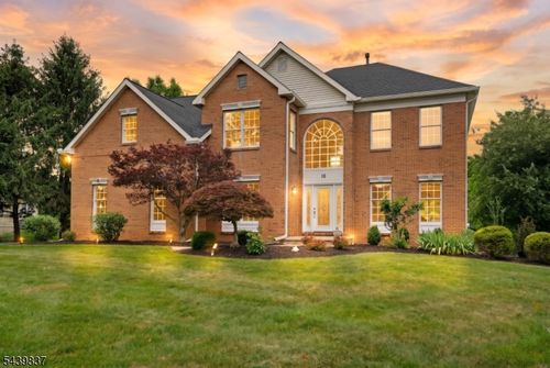 18 Montfort Dr, Belle Mead, NJ, 08502-4805 | Card Image
