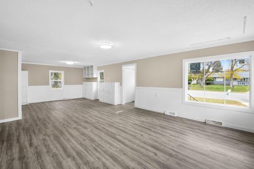 206 2nd St Nw, Ulen, MN, 56585-4300 | Card Image