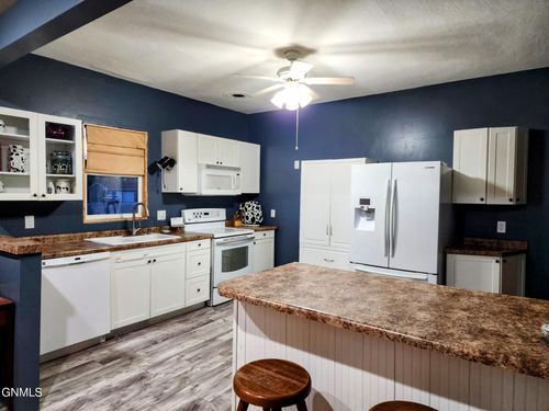 9613 County Road 47, Bottineau, ND, 58318-7203 | Card Image