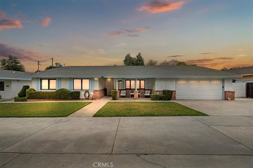 4423 N Sunflower Ave, Covina, CA, 91724-2328 | Card Image