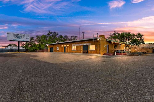 204 E Highway 30, Bliss, ID, 83314 | Card Image