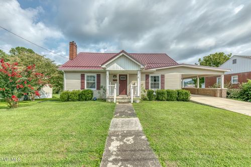 509 W C St, Elizabethton, TN, 37643-2521 | Card Image