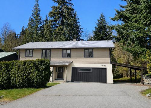 40755 Thunderbird Ridge, Squamish, BC, V0N2M2 | Card Image