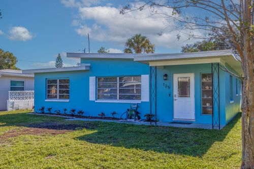 125 11th Ave, INDIAN ROCKS BEACH, FL, 33785-3725 | Card Image