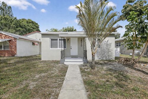 2515 Roosevelt St, Hollywood, FL, 33020-2636 | Card Image