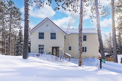 2917 Fairgrounds Rd, Washago, ON, L0K2B0 | Card Image