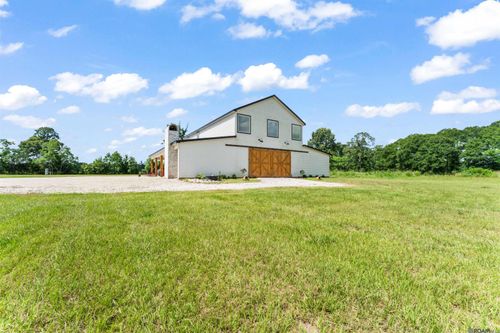 18042 Critter Cove Ln, Livingston, LA, 70754-4332 | Card Image