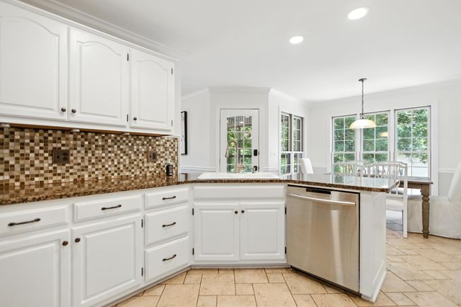 208 Loop Dr, House other with 4 bedrooms, 4 bathrooms and 3 parking in Winchester TN | Image 26