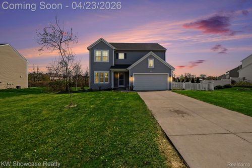 4339 Pebble Creek Blvd, Grand Blanc, MI, 48439-9066 | Card Image