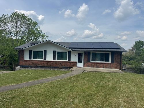 1301 Swoonalong Ct, Lexington, KY, 40517-3744 | Card Image