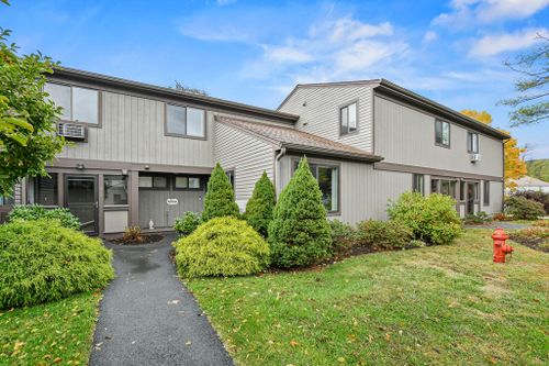 231-231 S Hemlock Ln, Williamstown, MA, 01267-2062 | Card Image