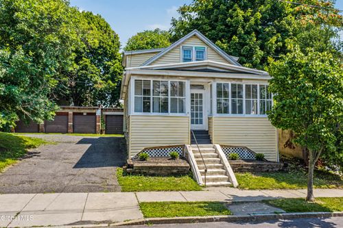 51 Benson St, Albany, NY, 12206-2120 | Card Image