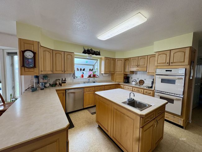 360 Blakeland Dr, House other with 4 bedrooms, 3 bathrooms and null parking in Spring Creek NV | Image 12