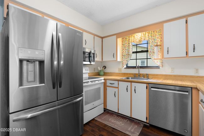 1206 Parkside Dr, House other with 3 bedrooms, 2 bathrooms and null parking in Ormond Beach FL | Image 17