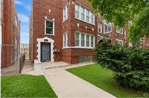 8125 S Evans Ave, Chicago, IL, 60619-3903 | Card Image