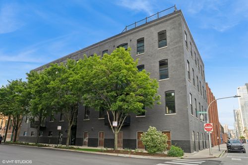 4n-401 Aberdeen St, Chicago, IL, 60642-8125 | Card Image