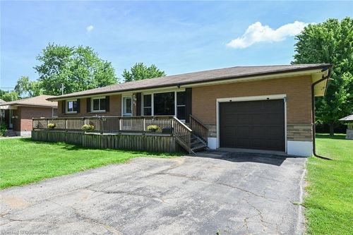 83 Oak Ave, Paris, ON, N3L3C9 | Card Image