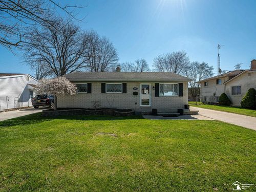 31583 Lafler Dr, Rockwood, MI, 48173-1020 | Card Image