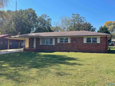 530 E Lakeside Drive, House other with 3 bedrooms, 2 bathrooms and null parking in Florence AL | Image 3