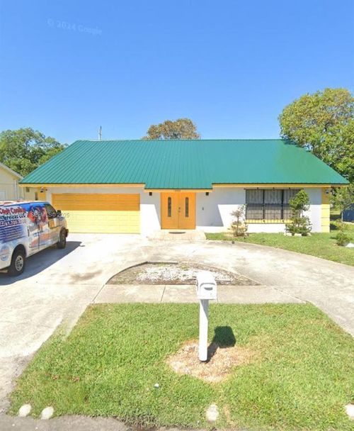 1995 Nw 1st St, Boynton Beach, FL, 33435-2218 | Card Image