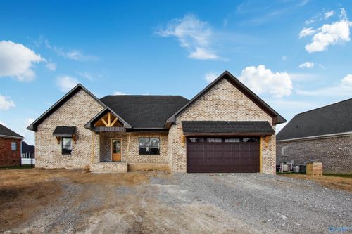 353 Krimson Cir, Albertville, AL, 35951-4161 | Card Image