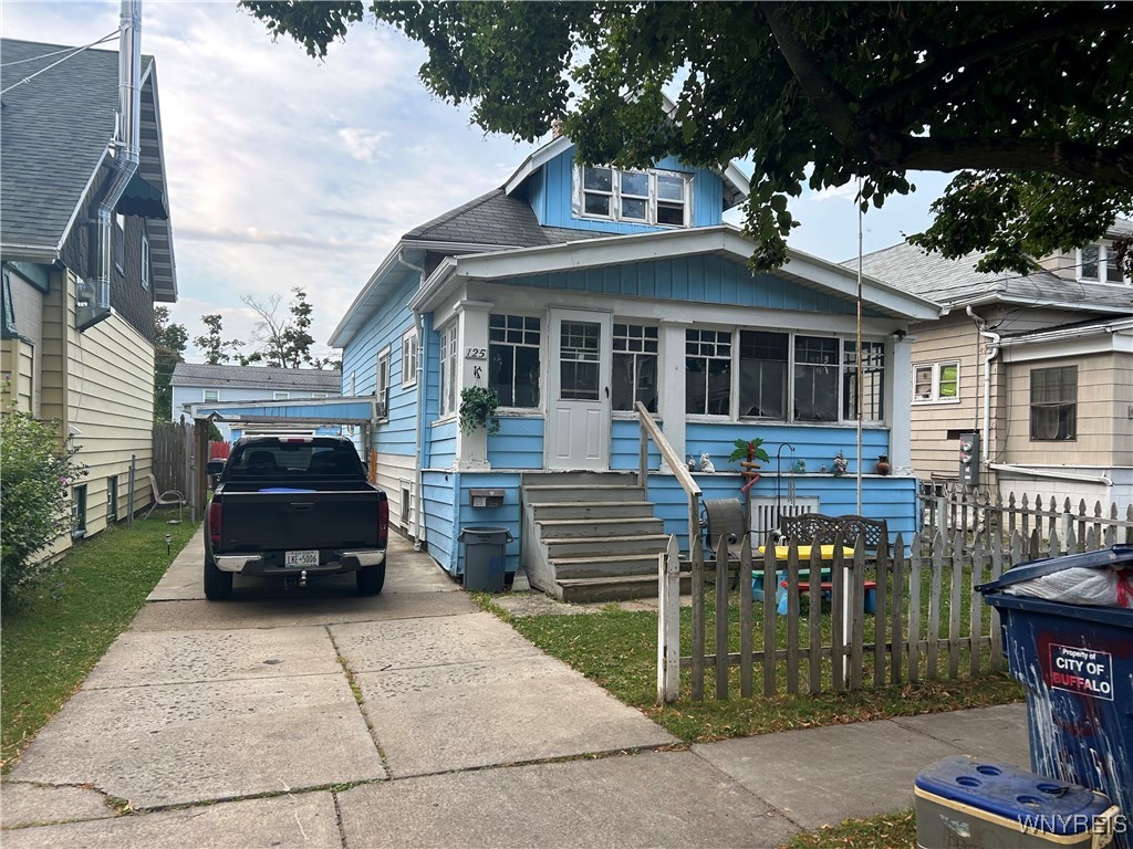 Woodside Ave, Buffalo, NY 14220