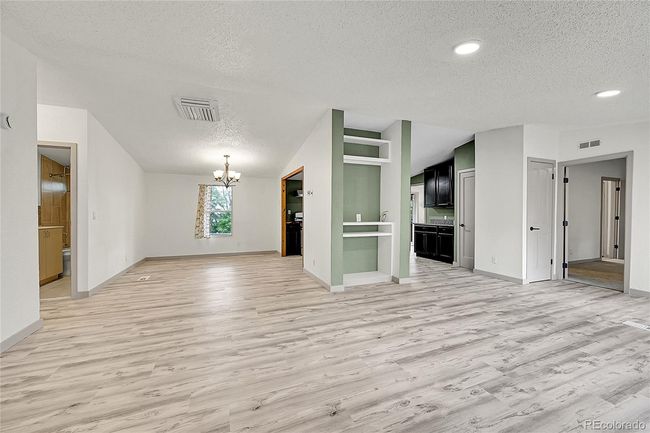 4211 E 100 Th Ave, Home with 3 bedrooms, 2 bathrooms and 2 parking in Thornton CO | Image 8