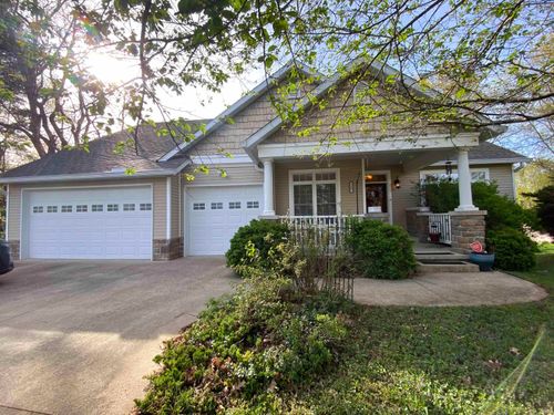 3201 E Kristen Ct, Bloomington, IN, 47401-4427 | Card Image