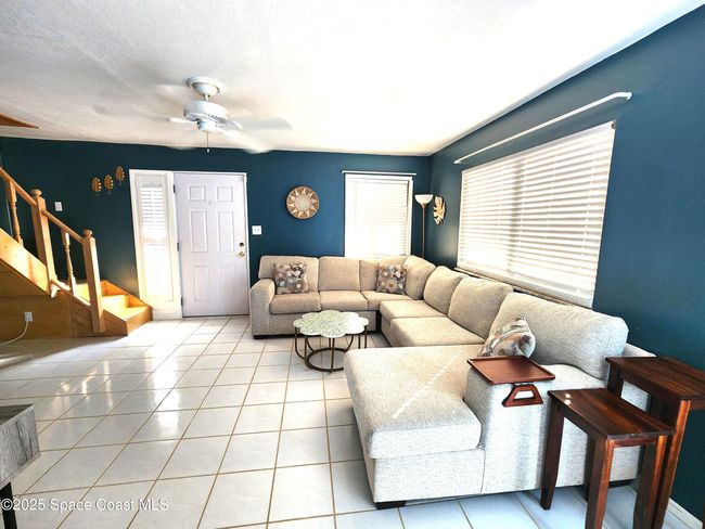 View from Breakfast Nook to front door | Image 4