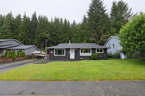 9395 Elk Dr, Port Hardy, BC, V0N2P0 | Card Image