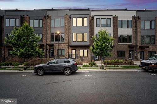 8167 Tompkins St, ROCKVILLE, MD, 20855-2412 | Card Image