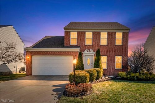 132 Stonefield Dr, Berea, OH, 44017-3128 | Card Image