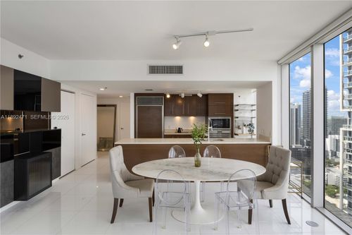 4015-475 Brickell Ave, Miami, FL, 33131-2705 | Card Image