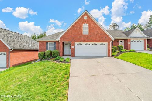 108 Honey Ridge Way, Knoxville, TN, 37924-4566 | Card Image