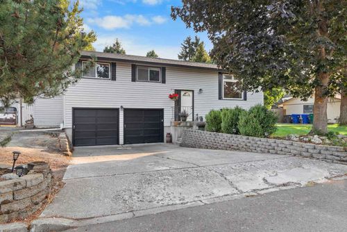 11516 E 37th Ave, Spokane Valley, WA, 99206-5912 | Card Image