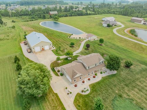 11517 Dennis Road, Roanoke, IN, 46783 | Card Image
