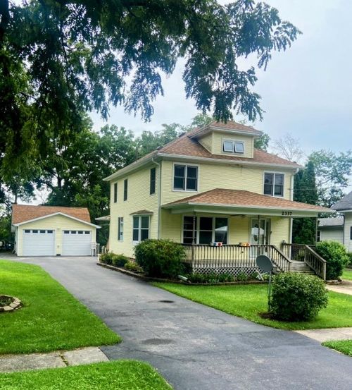 2337 Randolph St, Caledonia, IL, 61011-9321 | Card Image
