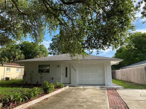 2133 Bougainvillea St, SARASOTA, FL, 34239-5205 | Card Image