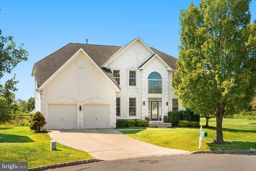 22 Sawgrass Dr, Mount Holly, NJ, 08060-4740 | Card Image