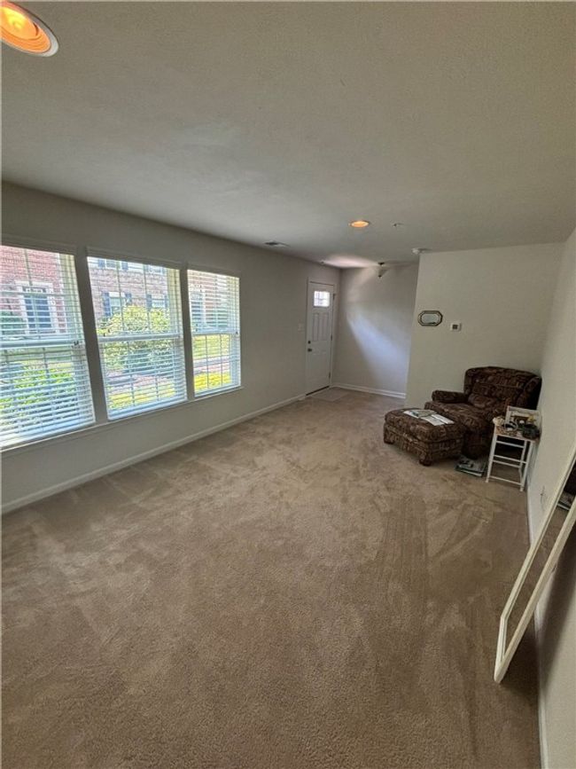 2801 Pointe View Dr, Townhouse with 3 bedrooms, 3 bathrooms and 2 parking in Mars PA | Image 6