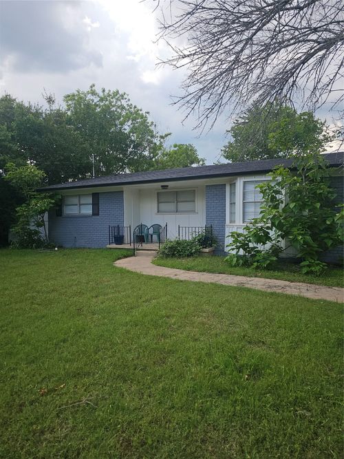 4902 Meyers Ln, Waco, TX, 76705-2152 | Card Image