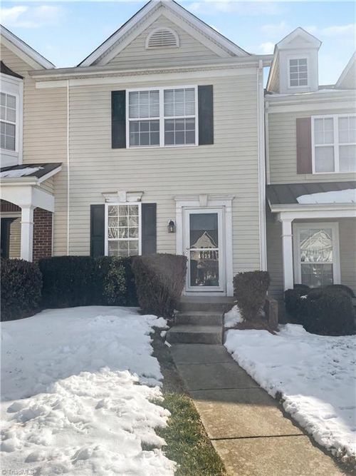 4039 Tarrant Trace Cir, High Point, NC, 27265-3623 | Card Image