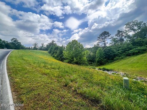 6219 Outlook Trl, Russellville, TN, 37860-3806 | Card Image